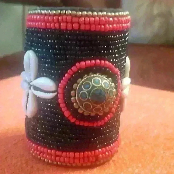 Cowie beaded bracelet Cuff - Picture 1 of 4